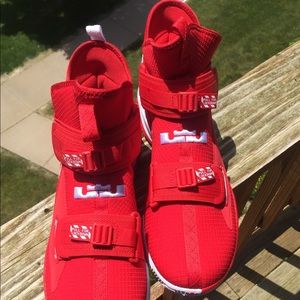 Lebron Soldier XIII SFG TB